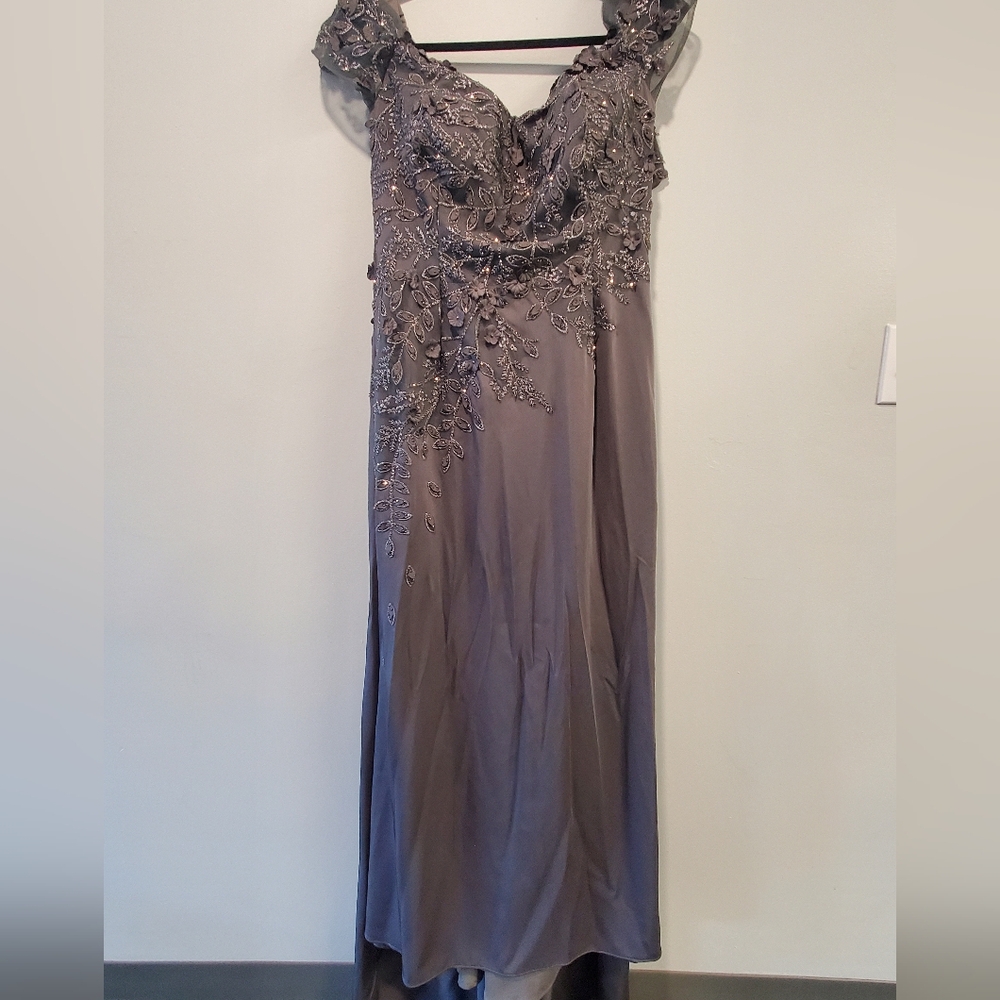 Cameron Blake Beaded Gown sz 18